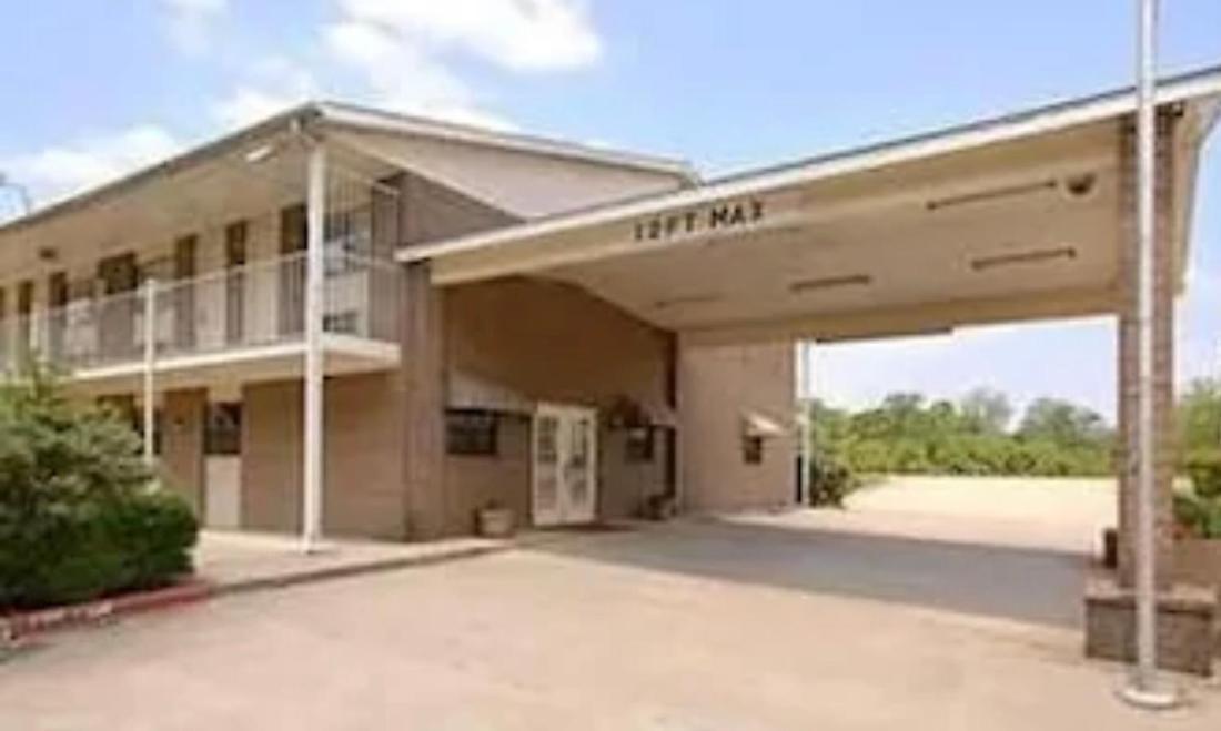Country Side Inn Tyler Exteriör bild
