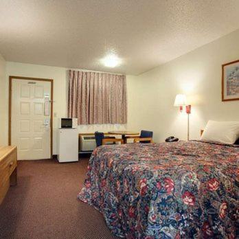 Country Side Inn Tyler Exteriör bild
